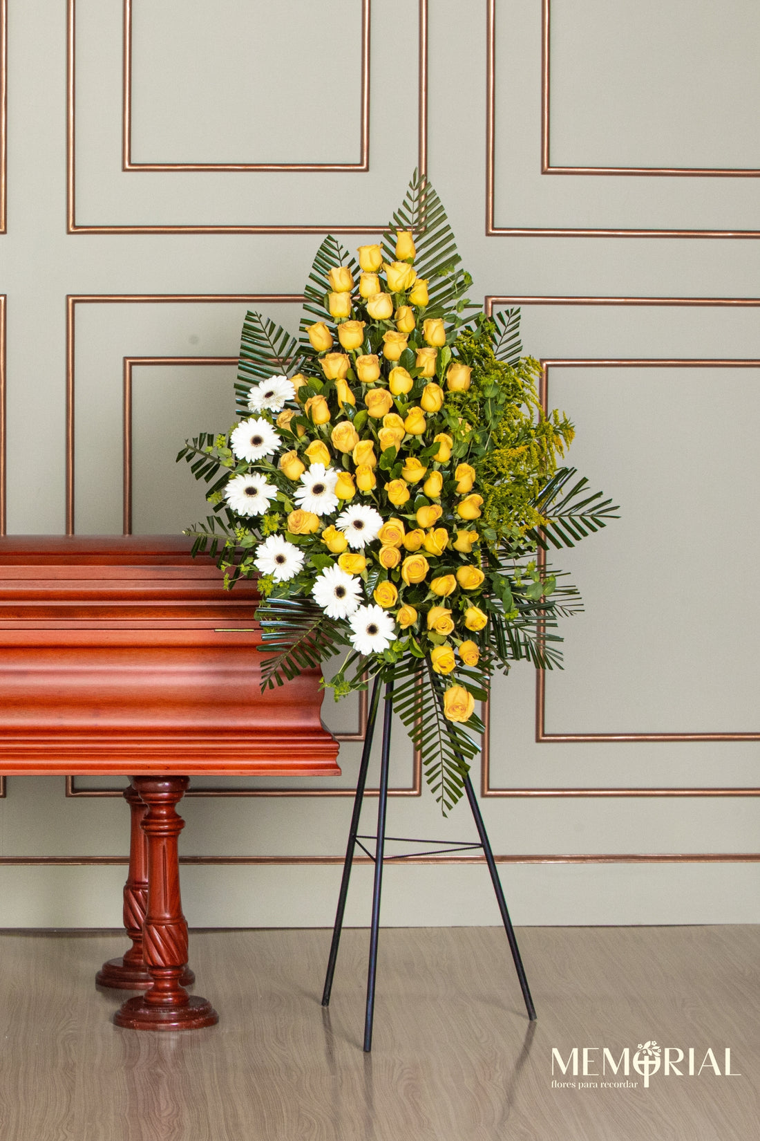 Lágrima de Condolencias de Rosas Amarillas y Gerberas