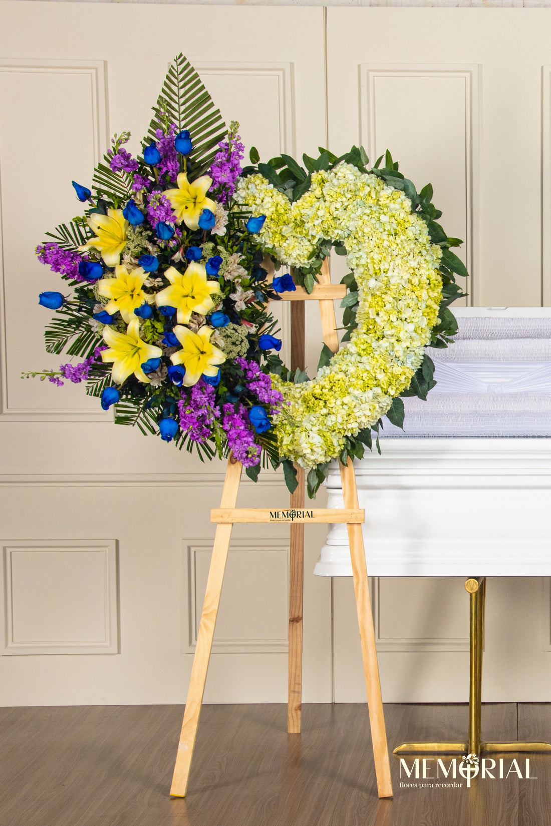 Serenidad Azul con Hortensias y Liliums