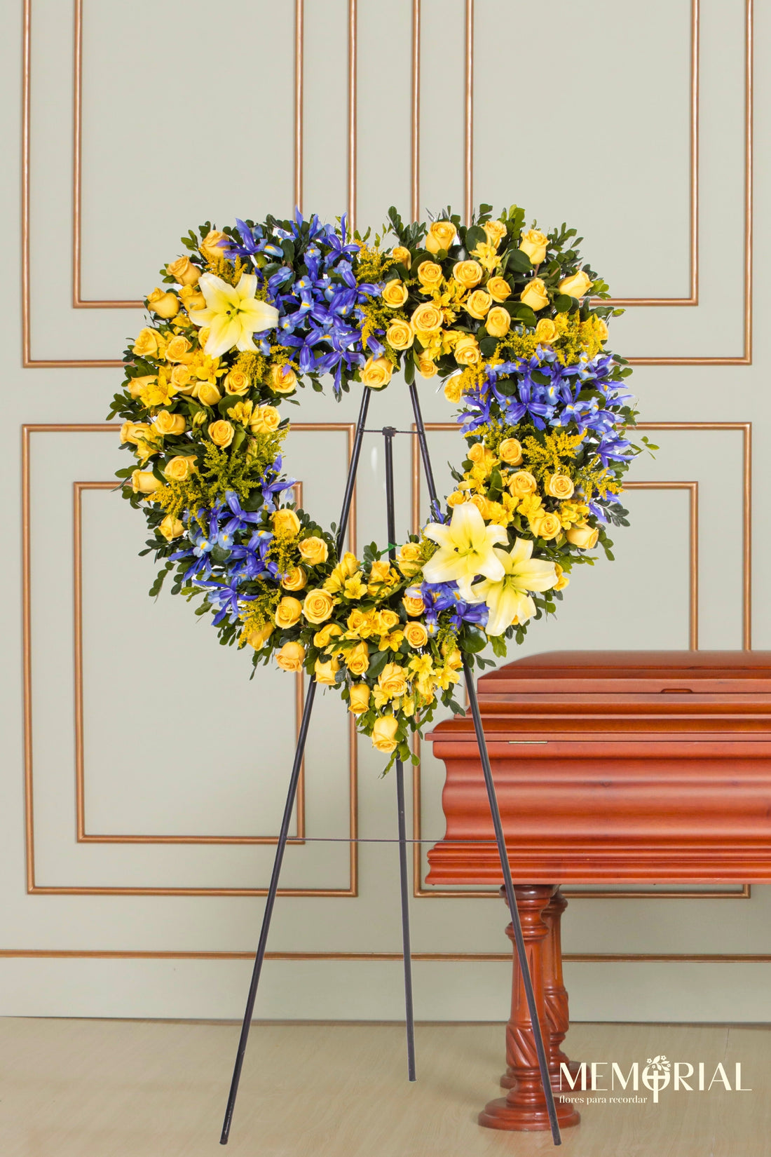 Esperanza en Amarillo con Rosas e Iris